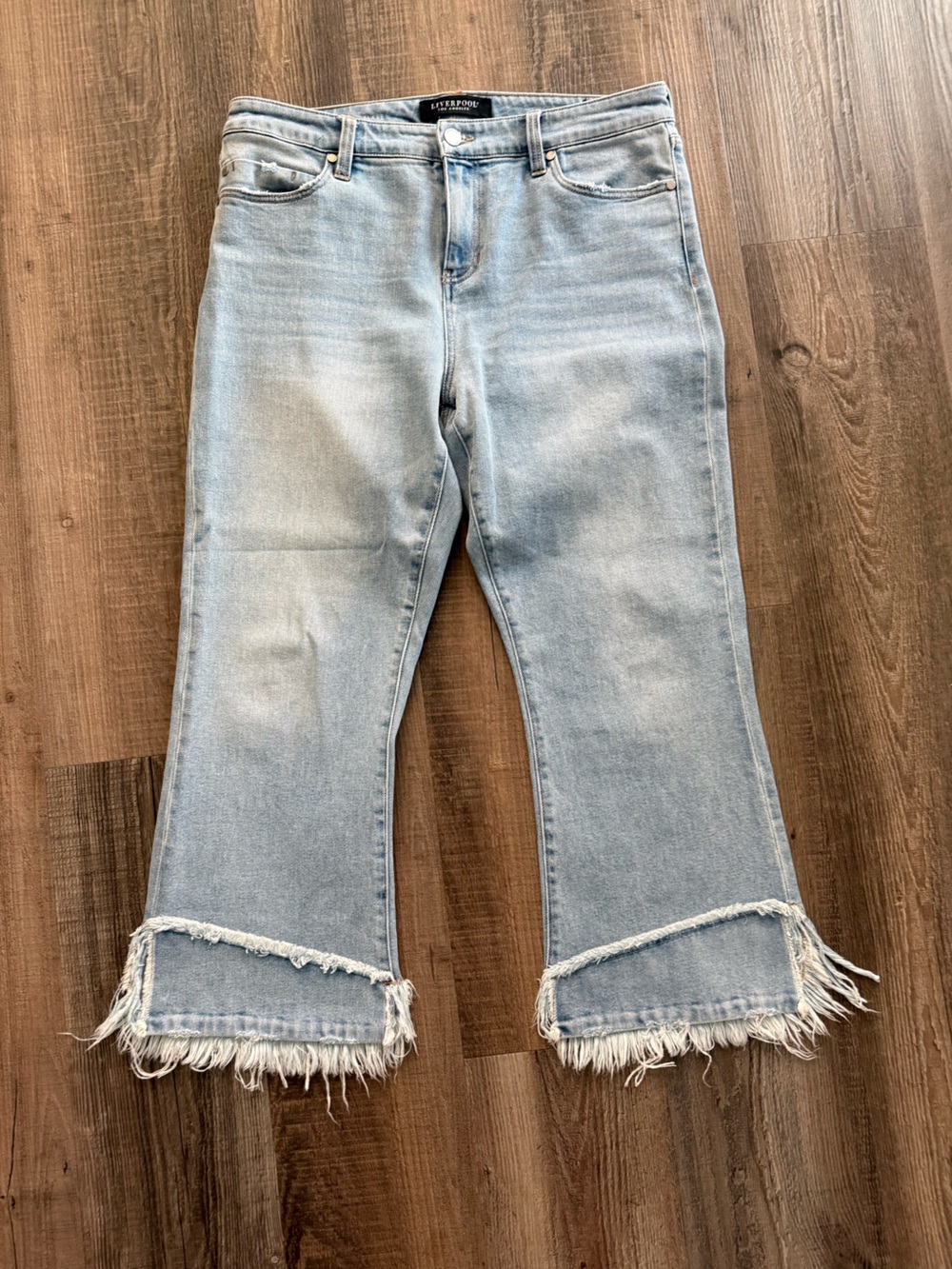 Liverpool Jeans Company The Crop Flare Light Blue Frayed Hem